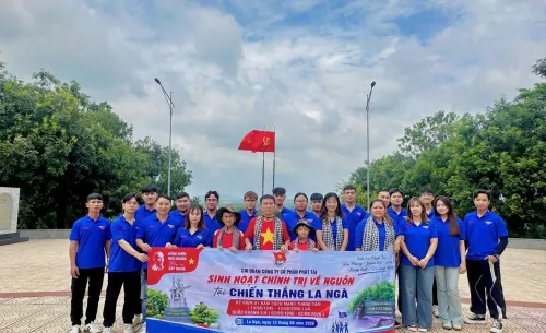 🌿 CHI ĐOÀN CÔNG TY CỔ PHẦN PHÁT TÀI – HÀNH TRÌNH VỀ NGUỒN TẠI TƯỢNG ĐÀI CHIẾN THẮNG LA NGÀ 🇻🇳